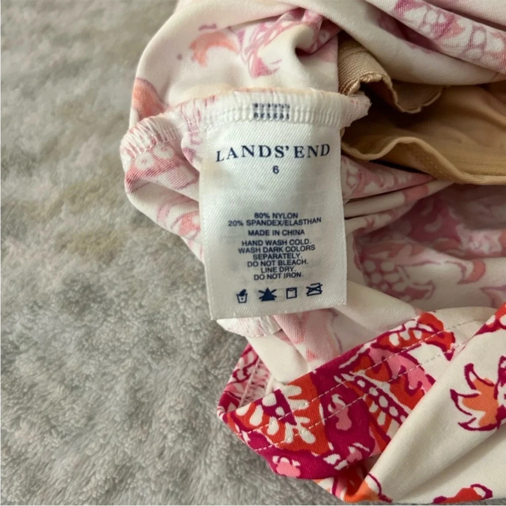 Lands’ End Tankini Top - Picture 4 of 4